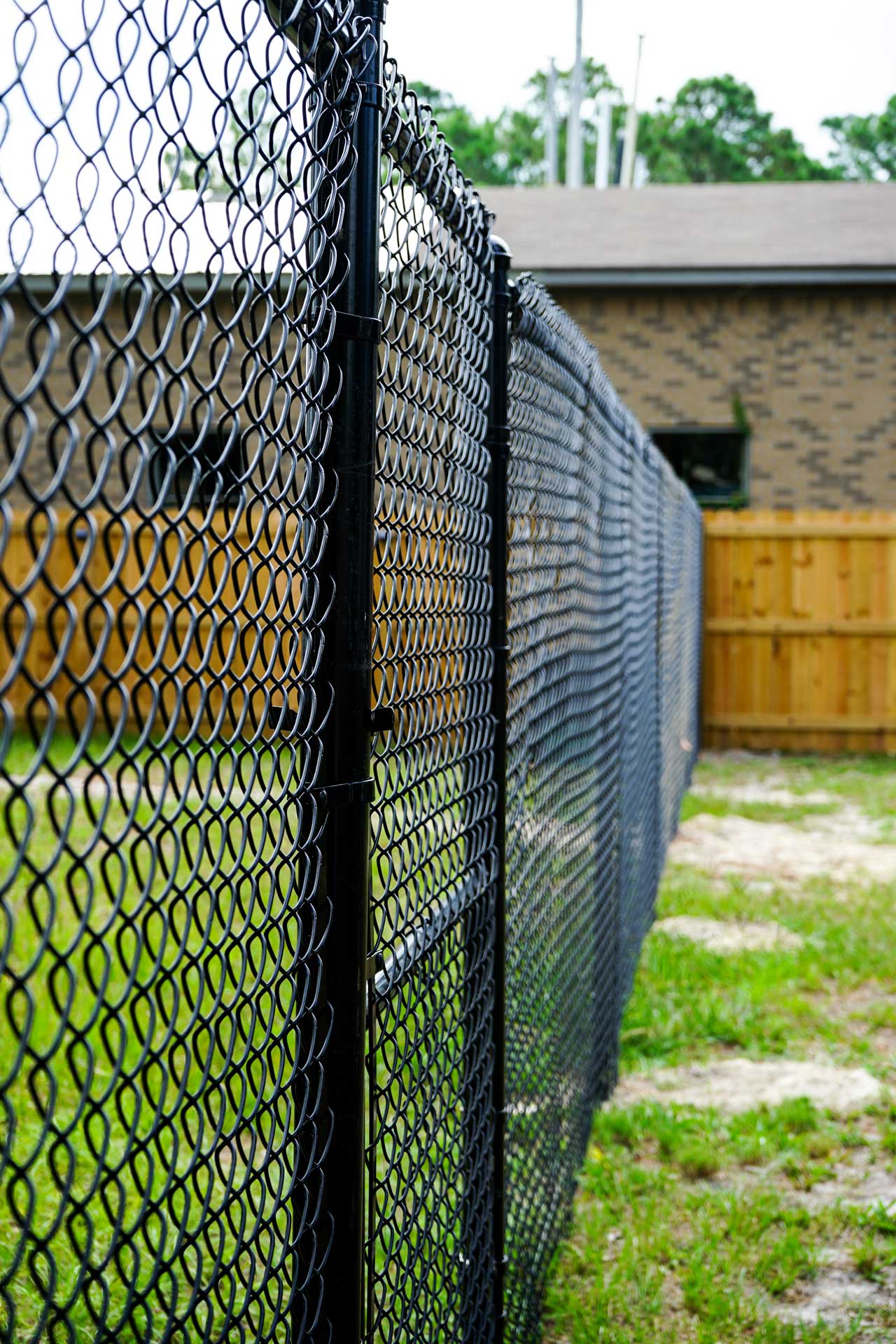 Photo of Chain Link Fence installed by Gator Strong Services in Wilmington, North Carolina.